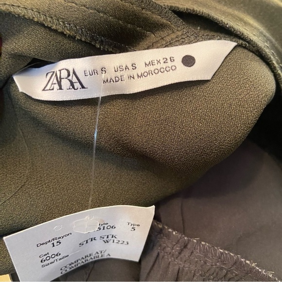 BNWT Zara women’s olive green shiny faux wrap v-neck tank top in size small - Picture 8 of 11